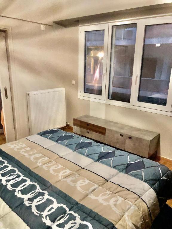 Economy Shared Apartment E In Central Atene Esterno foto